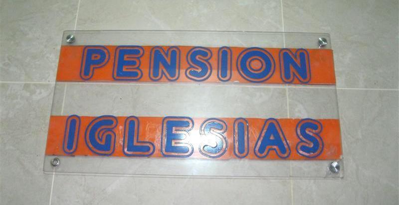 Pension Iglesias サラゴサ エクステリア 写真