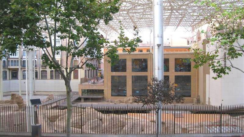Pension Iglesias サラゴサ エクステリア 写真